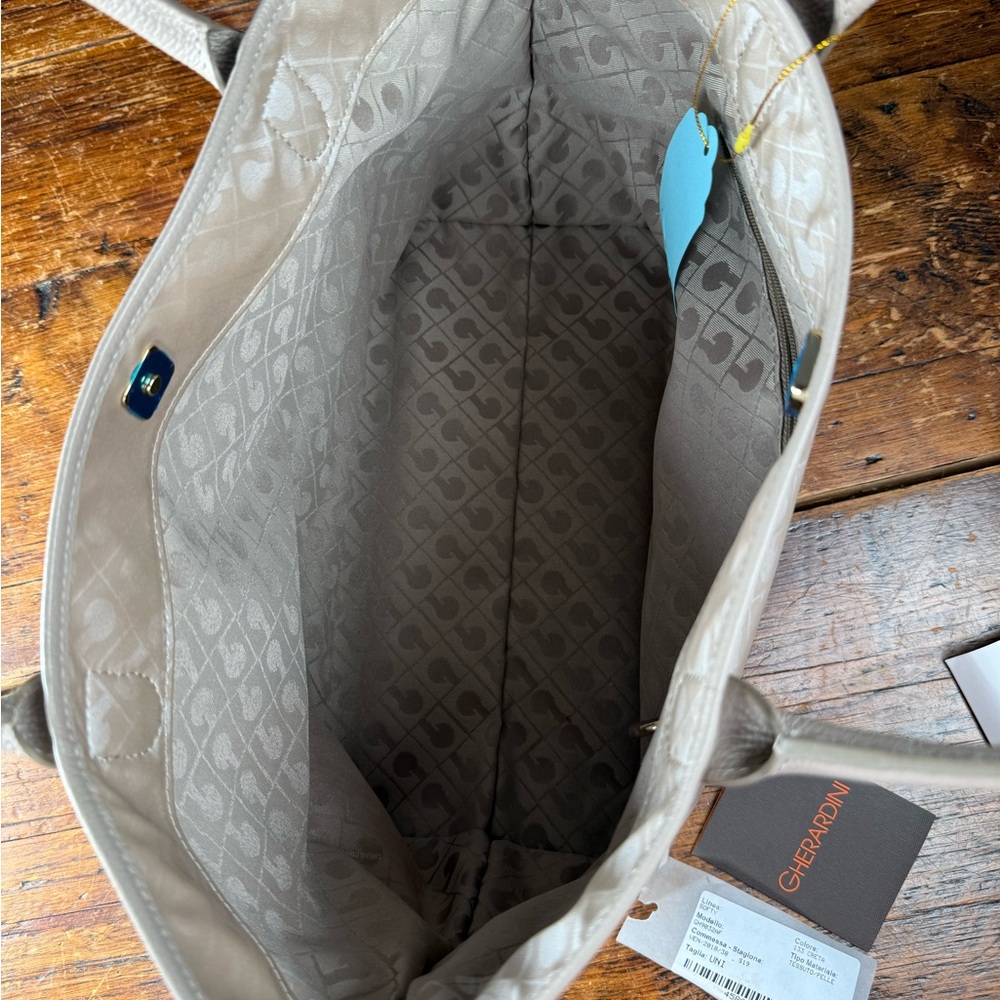 Gherardini Cream & Taupe Softy Tote Bag with Leather Trim and Handles. NWOT - Picture 14 of 14